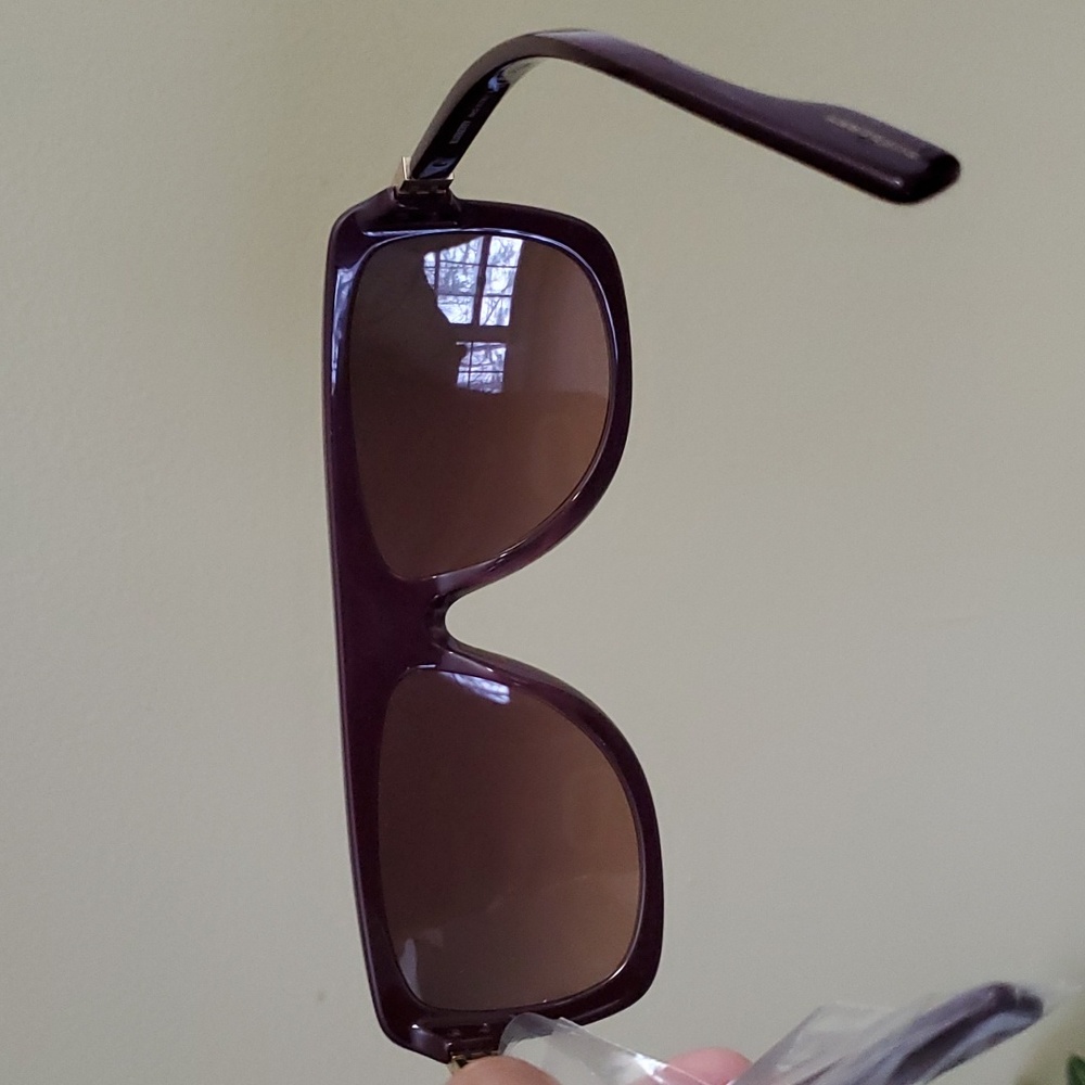 Burberry | JOAN Bordeaux Sunglasses - Picture 5 of 6